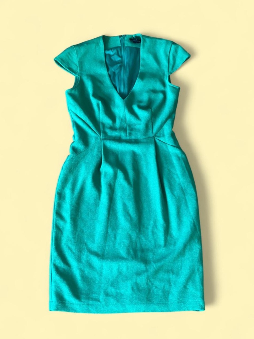 H&M Green V-Neck Cap Sleeve Midi Dress